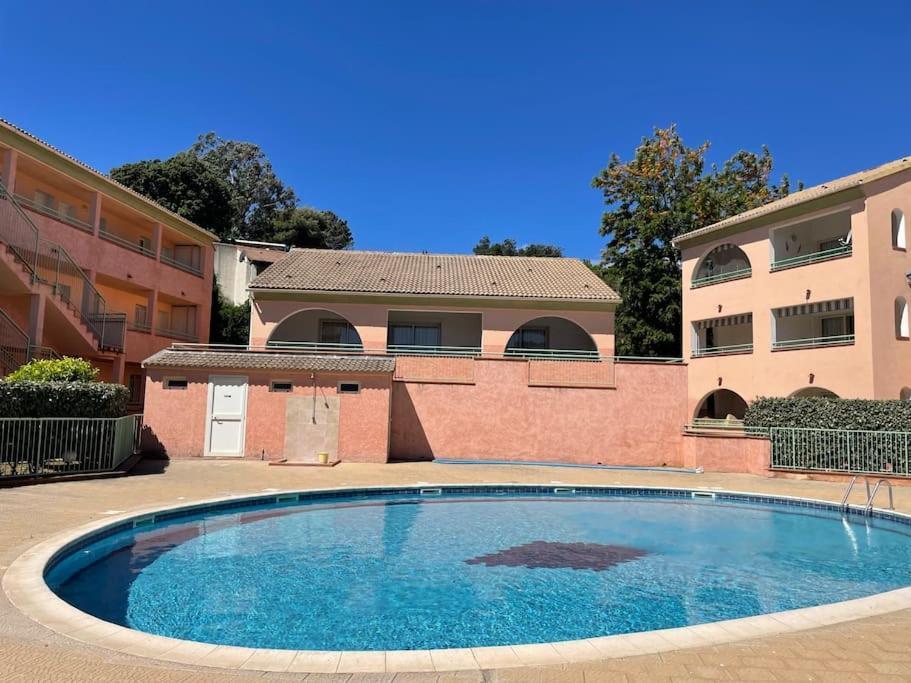 Appart. / Clim / Piscine / Mer A 300M Apartman Linguizzetta Kültér fotó